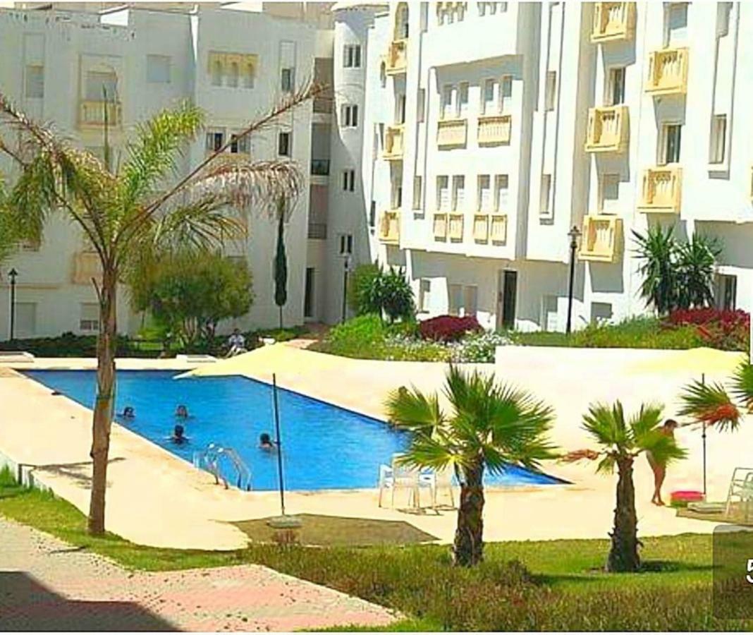 Chic Appart Vue Sur Piscine Tanger Exterior foto